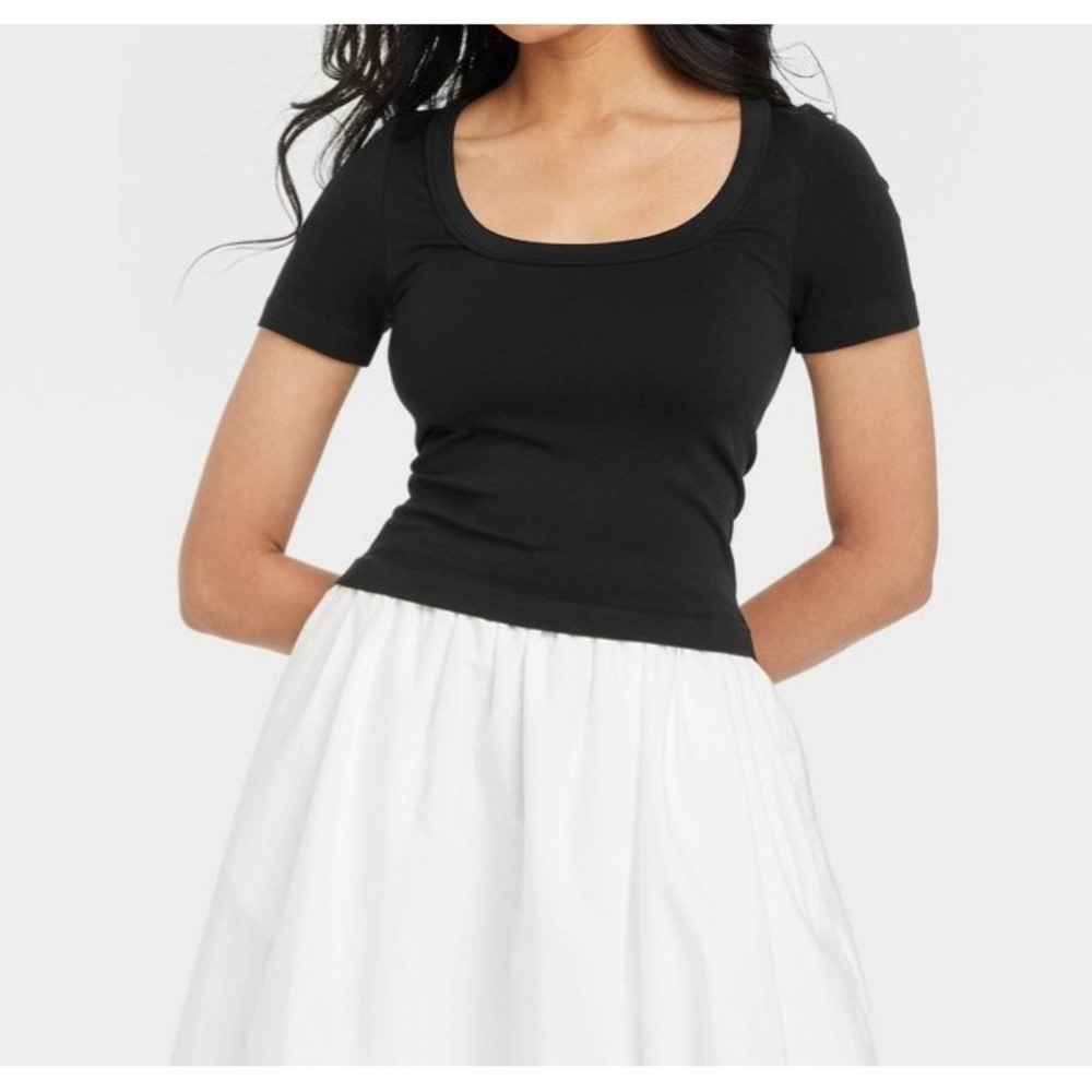 A New Day Women's Size M Slim Fit Short Sleeve Seamless Baby T-Shirt Black